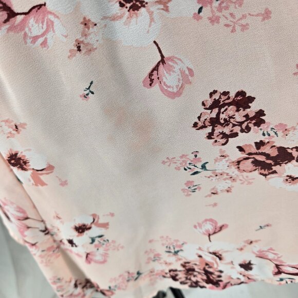 725-30 Torrid Blush Pink Floral Chiffon Sharkbite Tunic Cami Size 2 18/20 - Picture 10 of 14